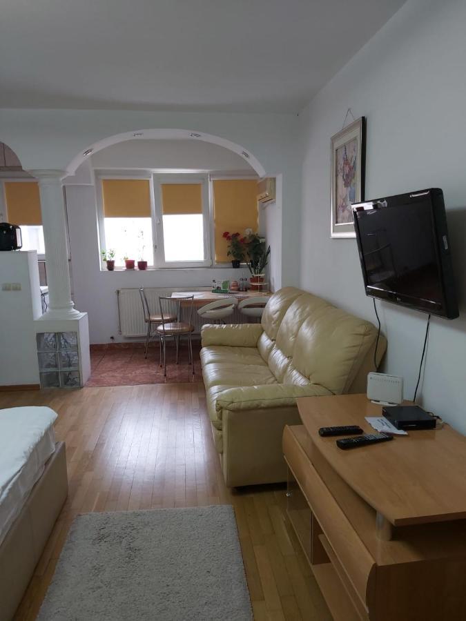 Avrig-Ferdinand Studio Bucarest Esterno foto
