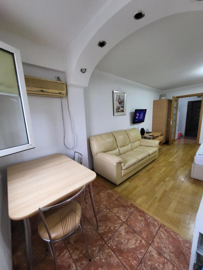 Avrig-Ferdinand Studio Bucarest Esterno foto