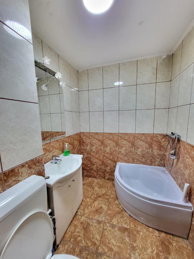 Avrig-Ferdinand Studio Bucarest Esterno foto